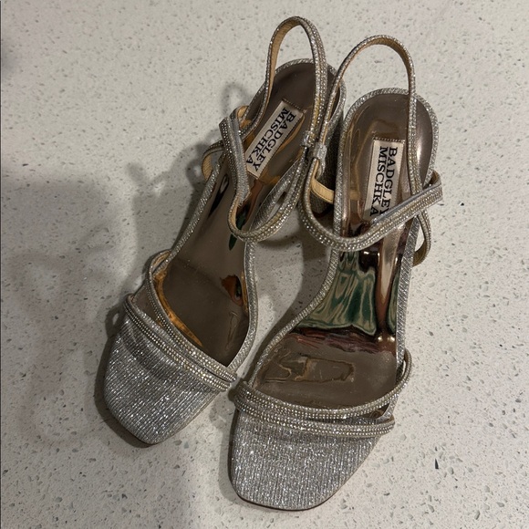 Badgley Mischka Shoes - Badgley Mischka Glittering Silver heels